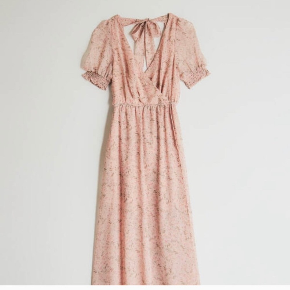 Beautiful floral Farrow dress